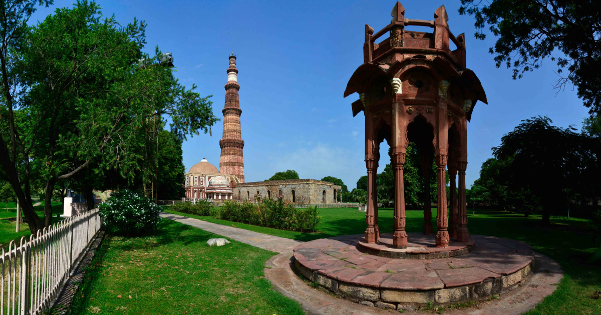 Full Day Delhi Tour with Guide & Private Driver