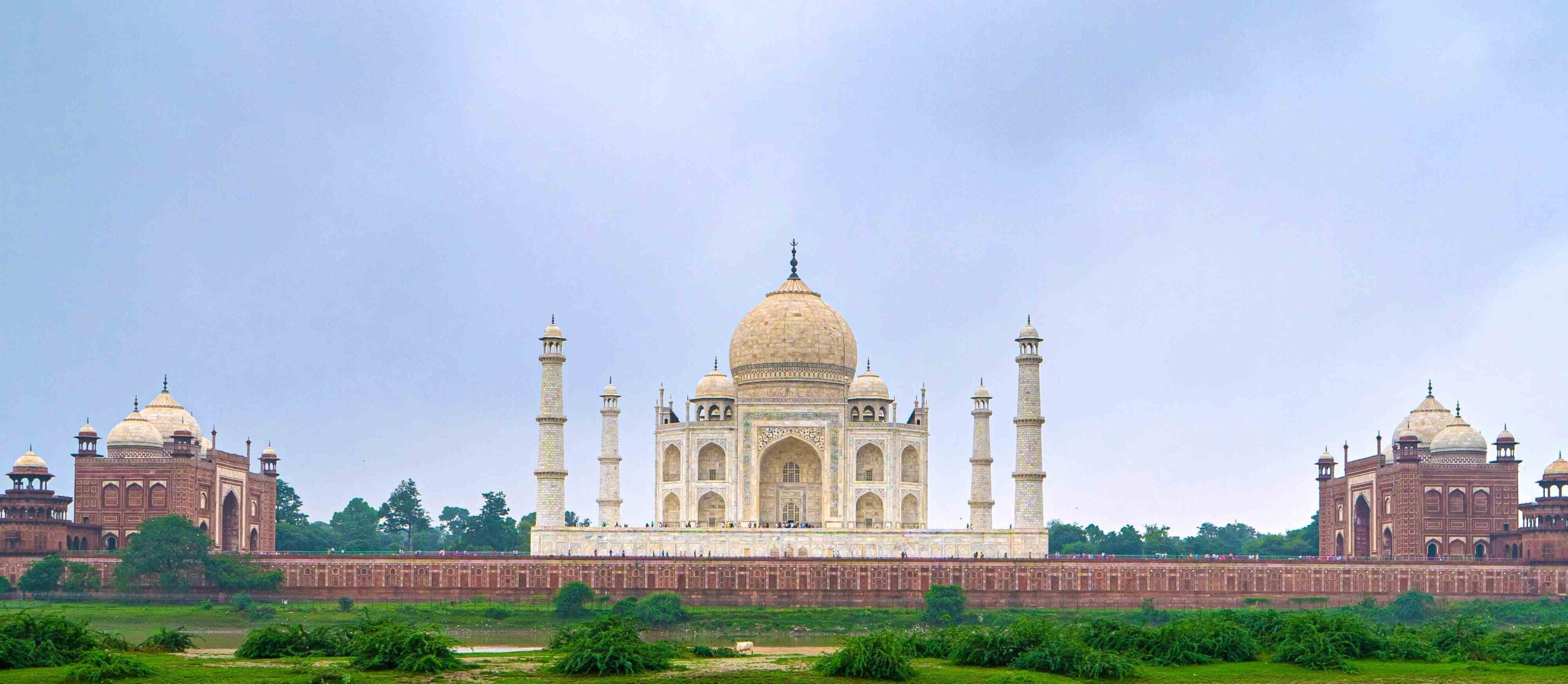 Car Rental With Private Driver In Rajasthan.