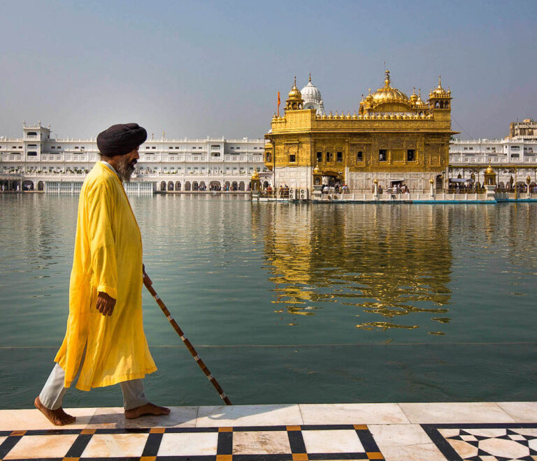 2Night–3Day Golden Temple Tour With Private Driver With Car